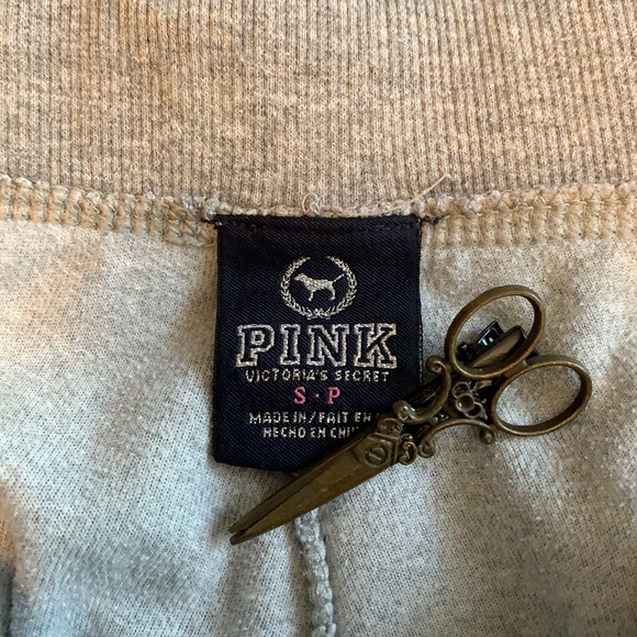 VS PINK velour wide leg sweat pants. - Picture 5 of 11